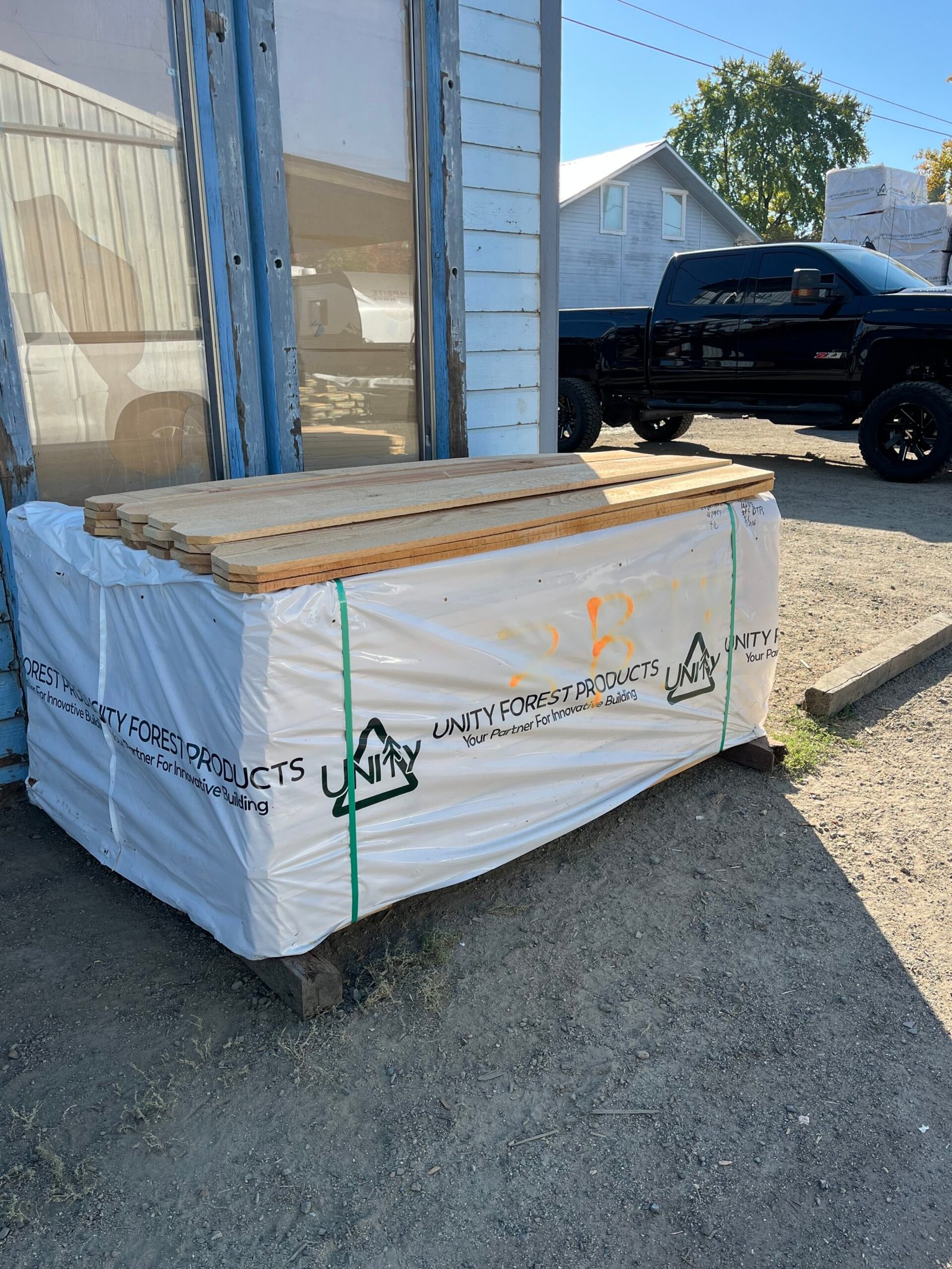 Lumber and plywood supply at Budget Lumber